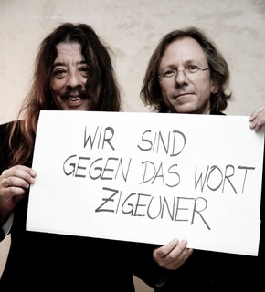 „Wir sind gegen das Wort Zigeuner“ sagen auch Harri Stojka und Doron Rabinovici.